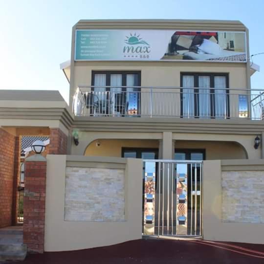 Max B&B, East London, South Africa