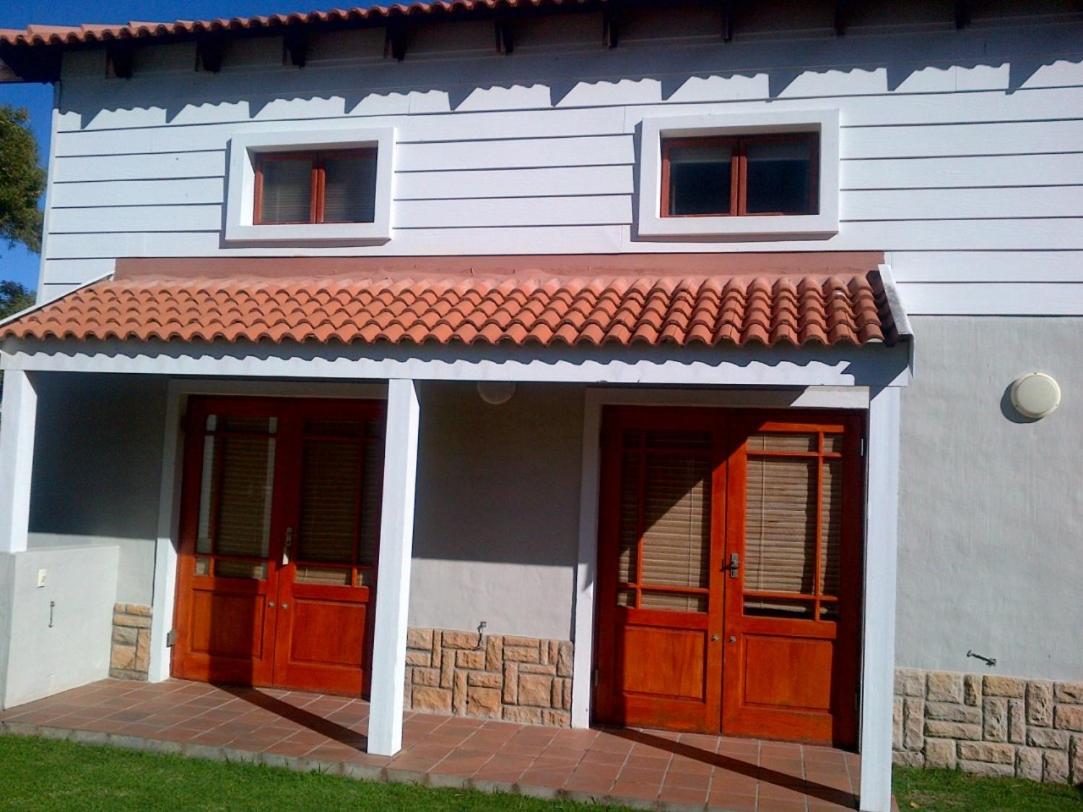 Hotel · 75 The Dunes, Plettenberg Bay