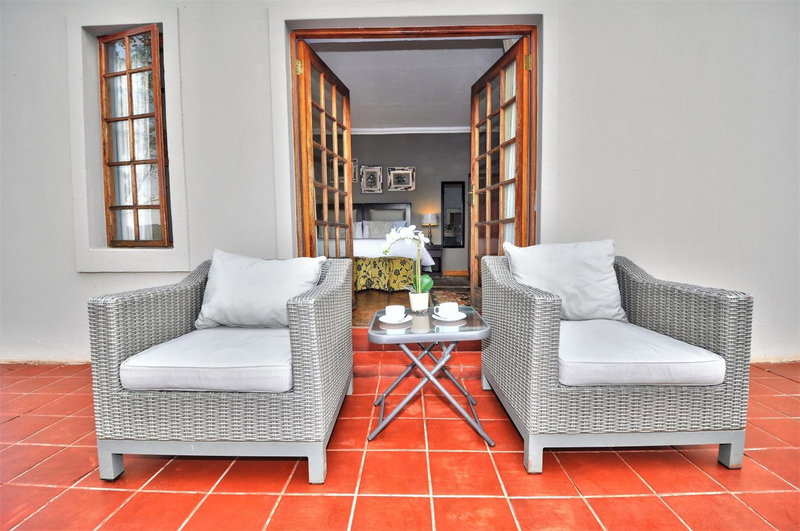 Hibon Lodge, Hekpoort, South Africa