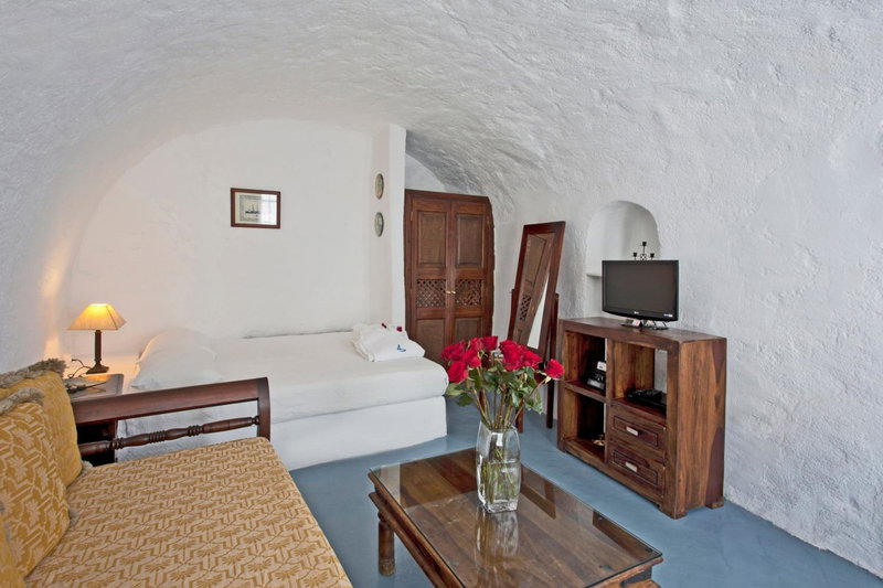 Alexander's Suites, Oia, Greece