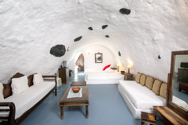 Alexander's Suites, Oia, Greece