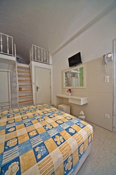 Sellada Apartments, Santorini, Greece