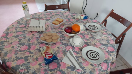 Joan's airport apartment, Artemida, Greece