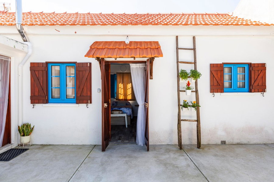 Bloomoon House, Bunheiro, Portugal