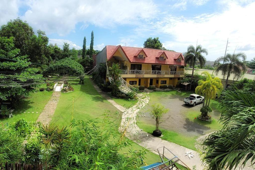 Sunny Point Hotel, Philippines