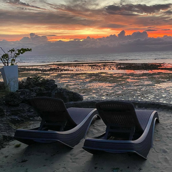 Hale Manna Coastal Gardens, Moalboal, Philippines