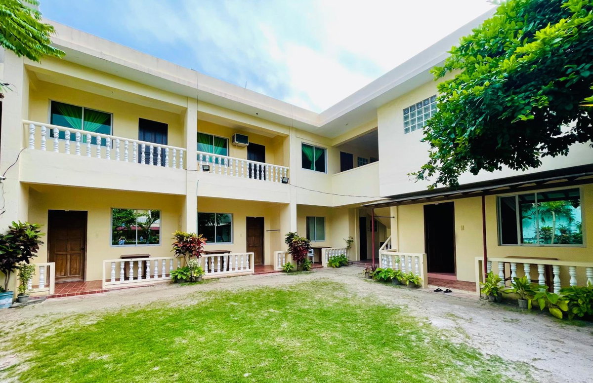 Fiesta Haus Resort, Philippines