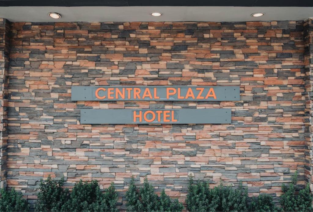 Central Plaza Hotel, Philippines
