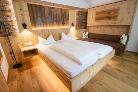 Aktivhotel Waldhof, Oetz, Austria