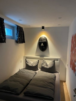 außergewöhnliche Kellerloft, Innsbruck, Austria