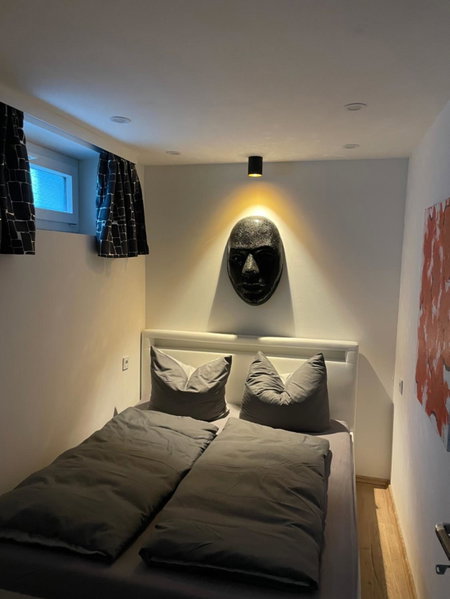 außergewöhnliche Kellerloft, Innsbruck, Austria
