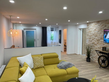 außergewöhnliche Kellerloft, Innsbruck, Austria