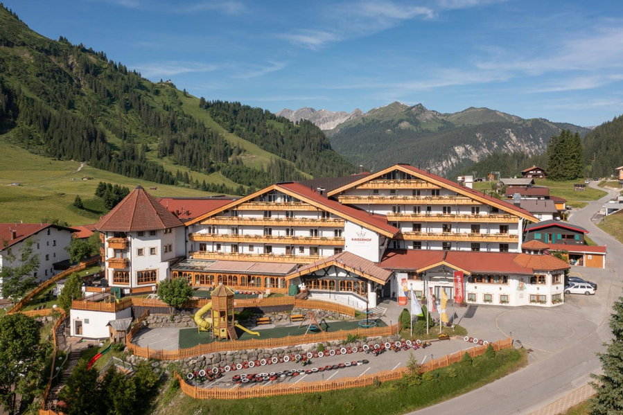 Familotel Kaiserhof - Families only, Berwang, Austria