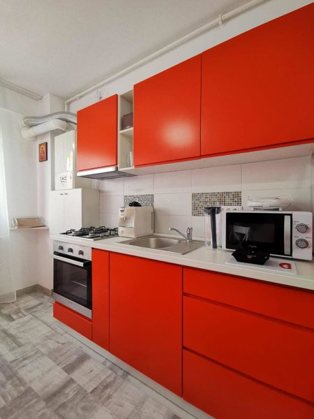 Orange Apartment-Brilliant Apartments, Constanţa, Romania