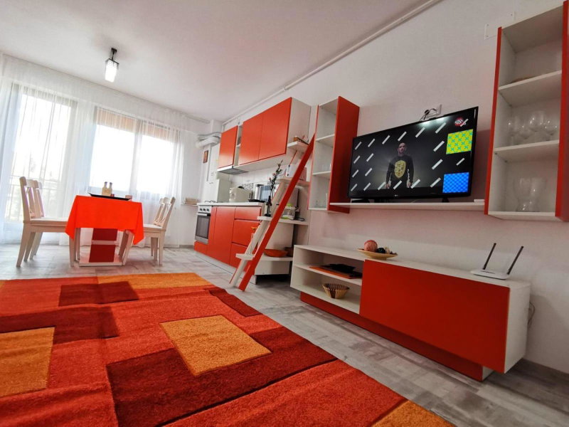 Orange Apartment-Brilliant Apartments, Constanţa, Romania