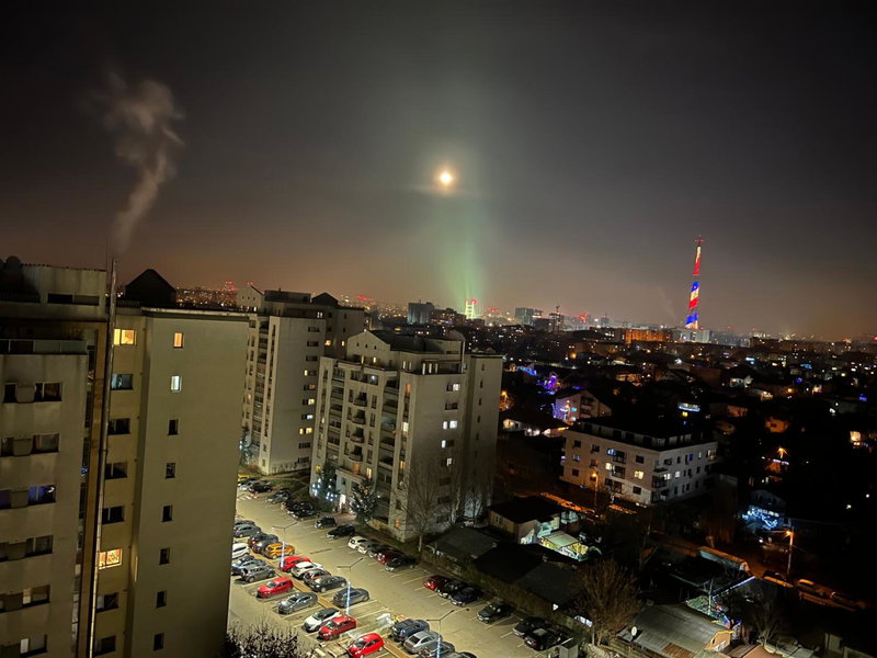 Cozy 2-Room Penthouse Lakeview W14, Bucharest, Romania