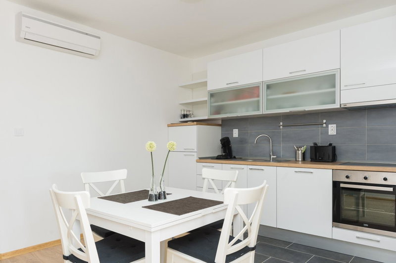 M.G Apartments, Brodarica, Croatia