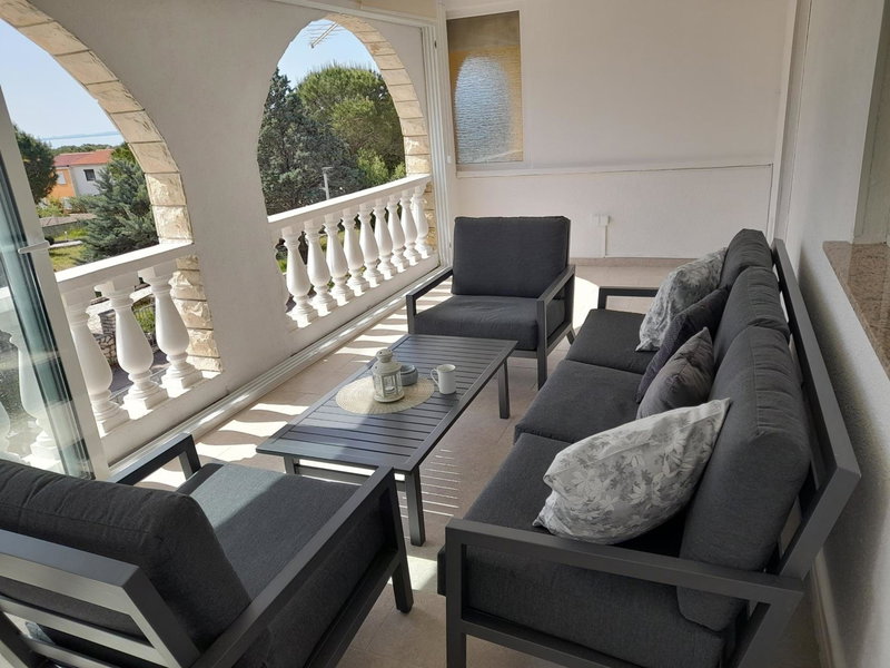 Apartment Megy, Vir, Croatia