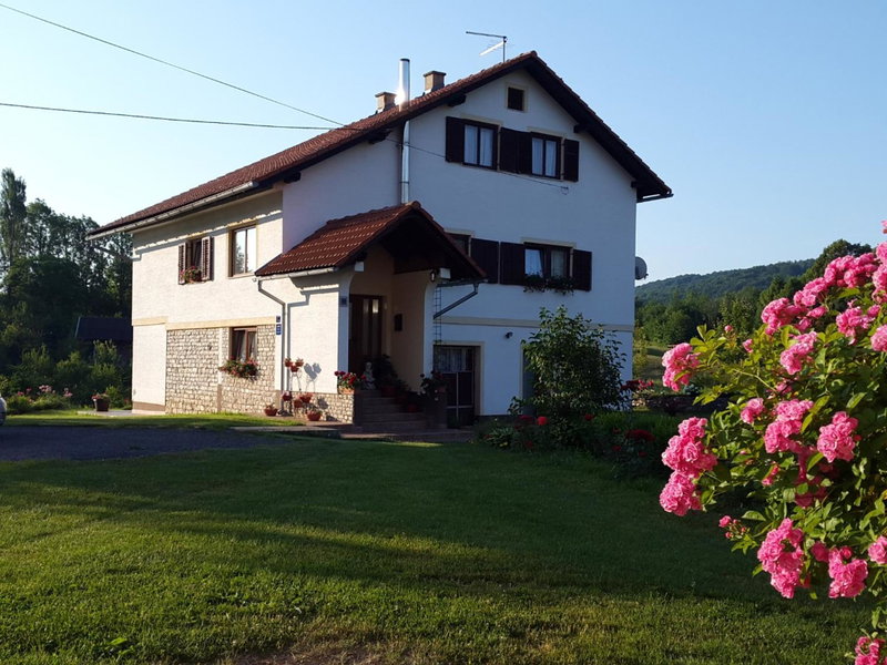 Apartments Jure, Smoljanac, Croatia