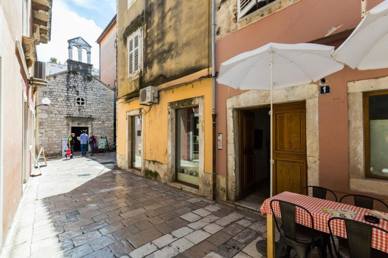 Drago 2BR apt. in old town, Zadar, Croatia