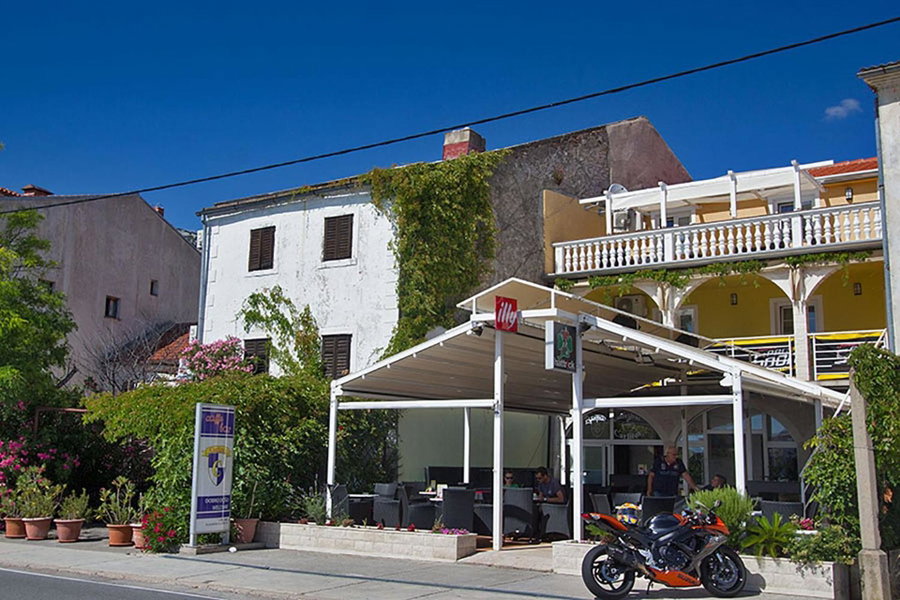Apartment Carlitos, Karlobag, Croatia