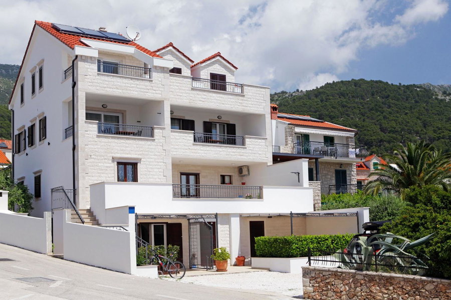 Apartments Lena, Bol, Croatia