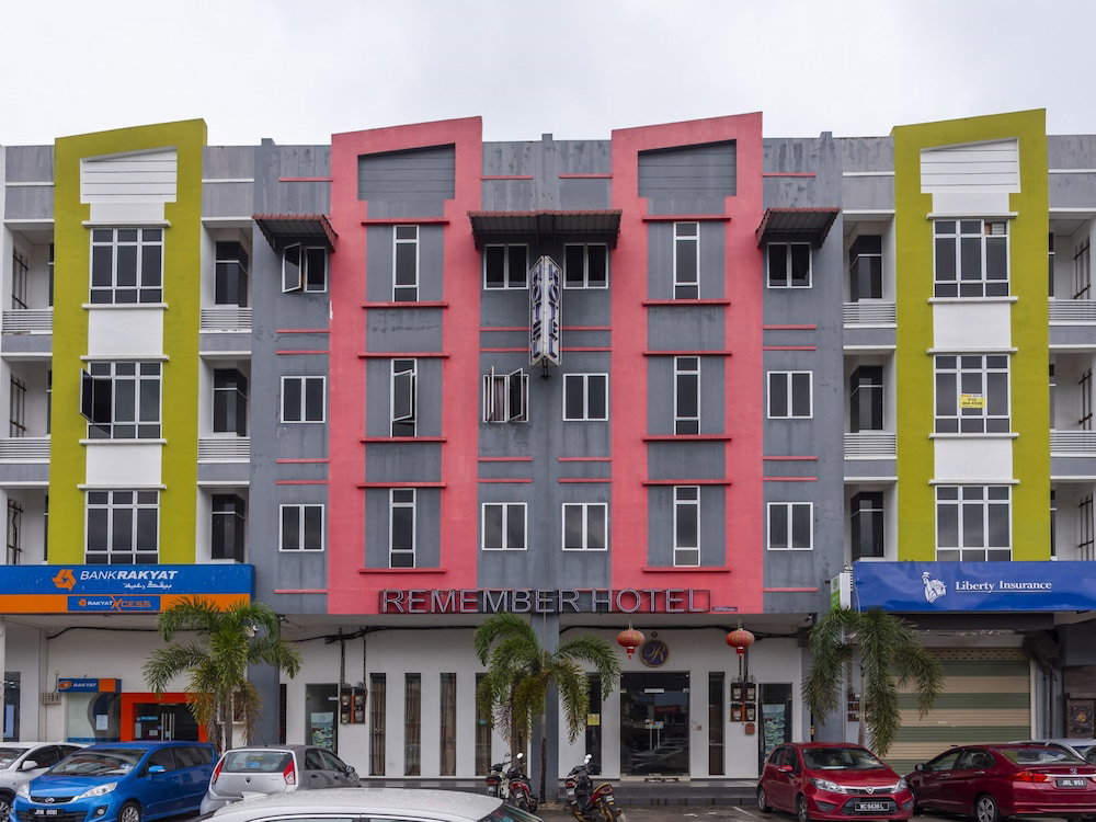 Hotel · Remember Hotel, Bukit Gambir