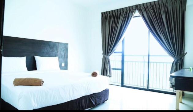 Marina Height Seaview Resort, Teluk Batik, Lumut, Kampong Tebing Rabak, Malaysia