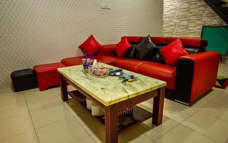 KS 88 Terrace Homestay 15Pax 4R2B nearby LotusTesco, Kuala Selangor, Malaysia
