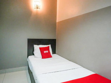 Hotel O 365 Nice Stay, Miri, Malaysia