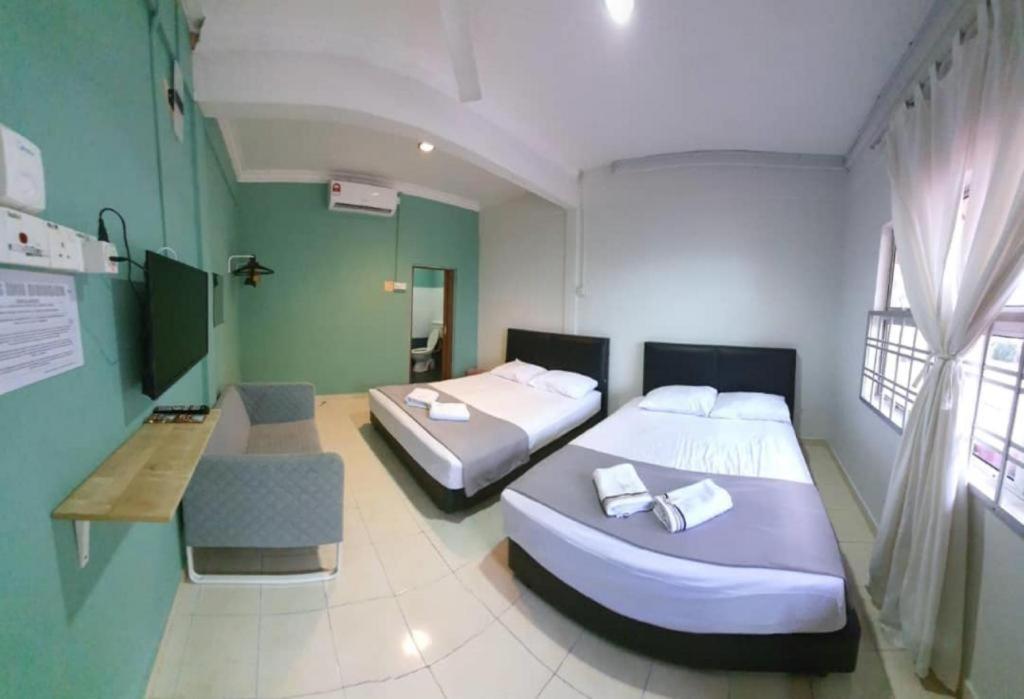 Hotel · OYO 90116 Fbs Inn Hotel, Dungun