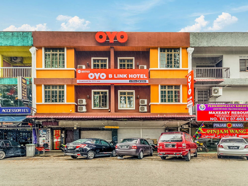 OYO 89703 B Link Hotel, Малайзия