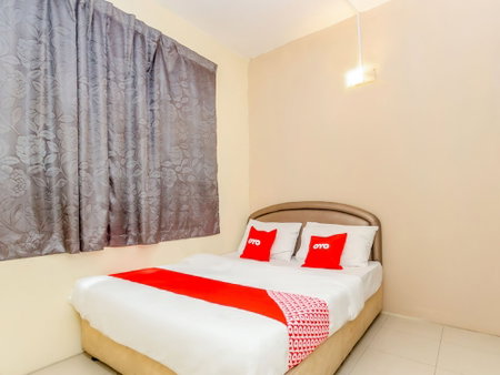 OYO 89703 B Link Hotel, Kulai, Malaysia