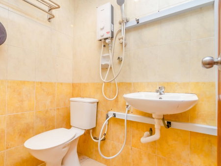 OYO 89703 B Link Hotel, Kulai, Malaysia