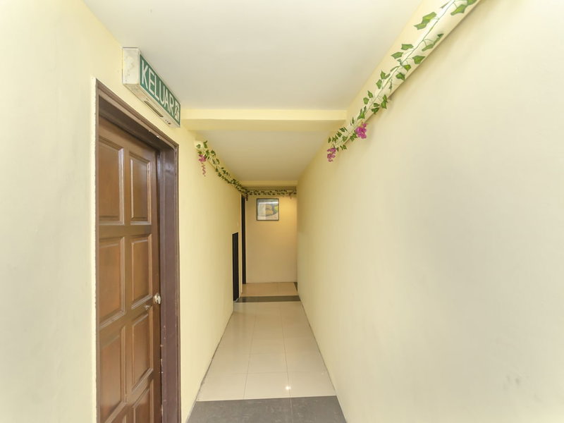 OYO 89703 B Link Hotel, Kulai, Malaysia