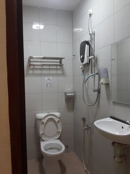 Golden Gate Hotel, Chukai, Malaysia