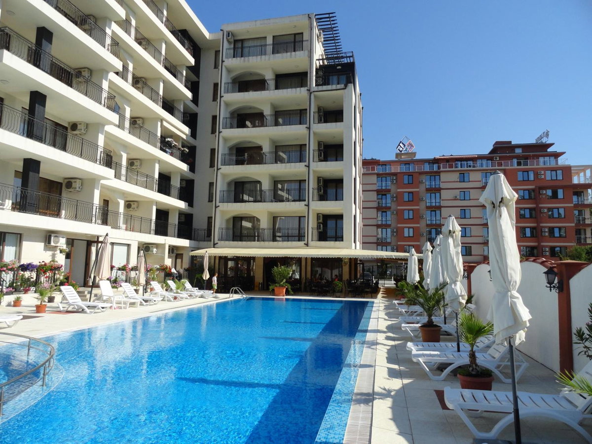 Cantilena Complex, Bulgaria