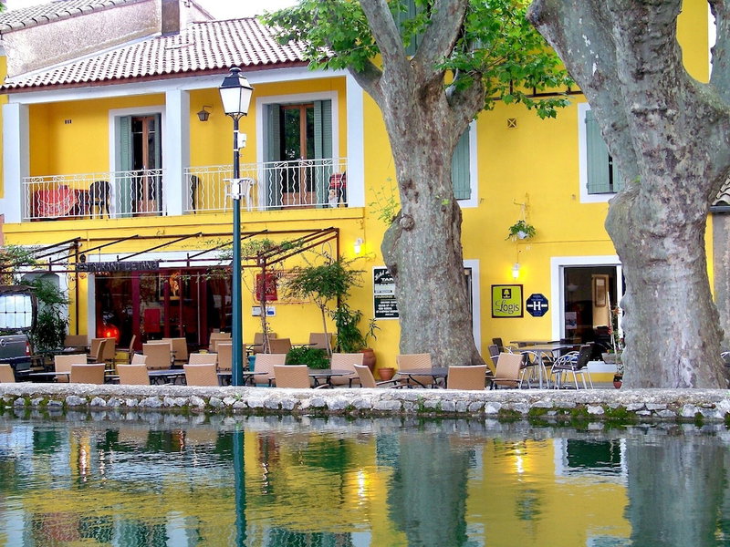 Hôtel de l'Etang, Cucuron, France