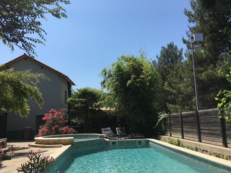 Hôtel la Fête en Provence, Vaison-la-Romaine, France