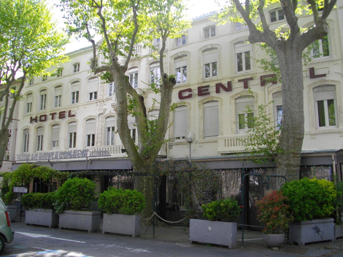 Hôtel Central, France