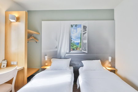 B&B HOTEL Montélimar Nord, Les Tourrettes, France