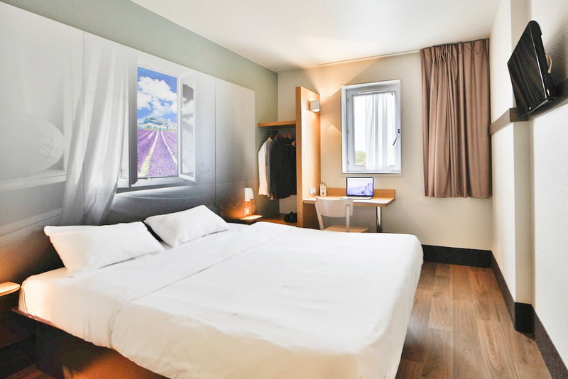 B&B HOTEL Montélimar Nord, Les Tourrettes, France