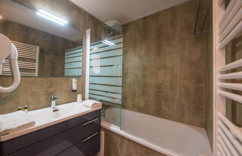 Logis Hotel Le Lac, Embrun, France