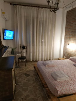 Tilde B&B, Cefalù, Italy