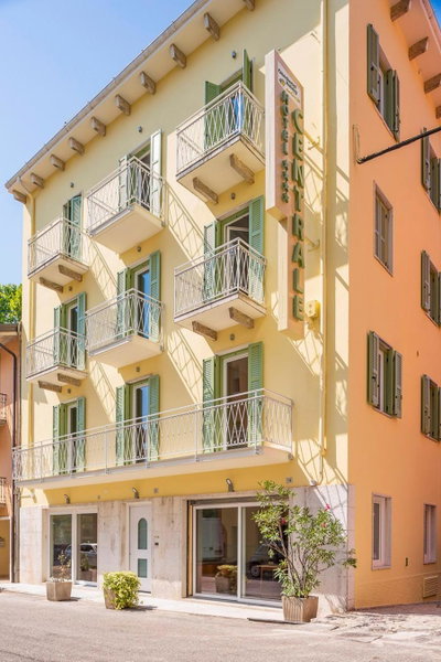 Hotel Centrale, Garda, Italy