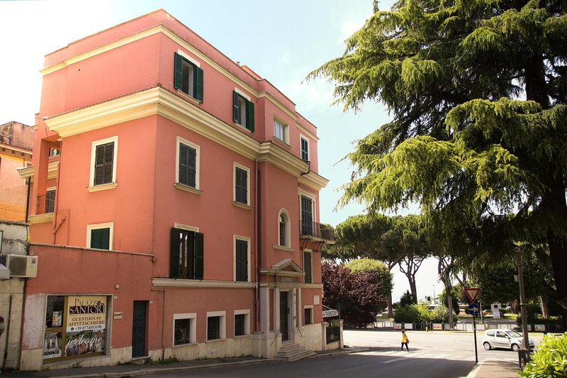 Palazzo Santori, Tivoli, Italy