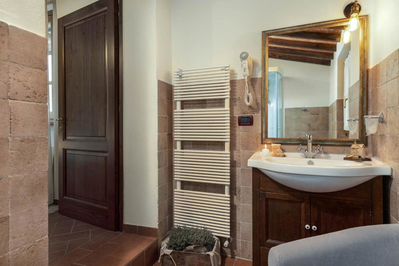DormiVeglia B&B, Monte San Savino, Italy
