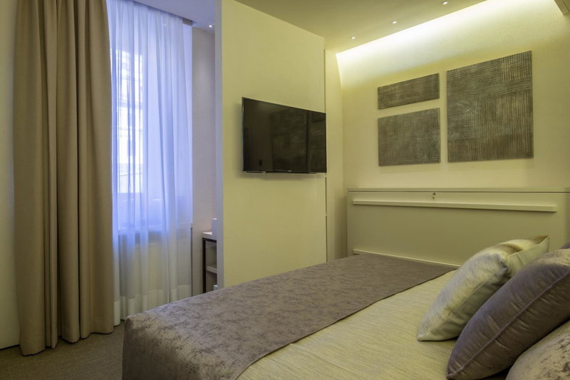 Room 230 Roma Luxury Suites, Rome, Italy