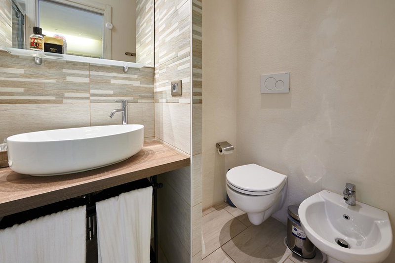 Room 230 Roma Luxury Suites, Rome, Italy