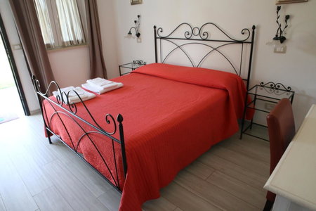 Mabell Guest House, Civitavecchia, Italy